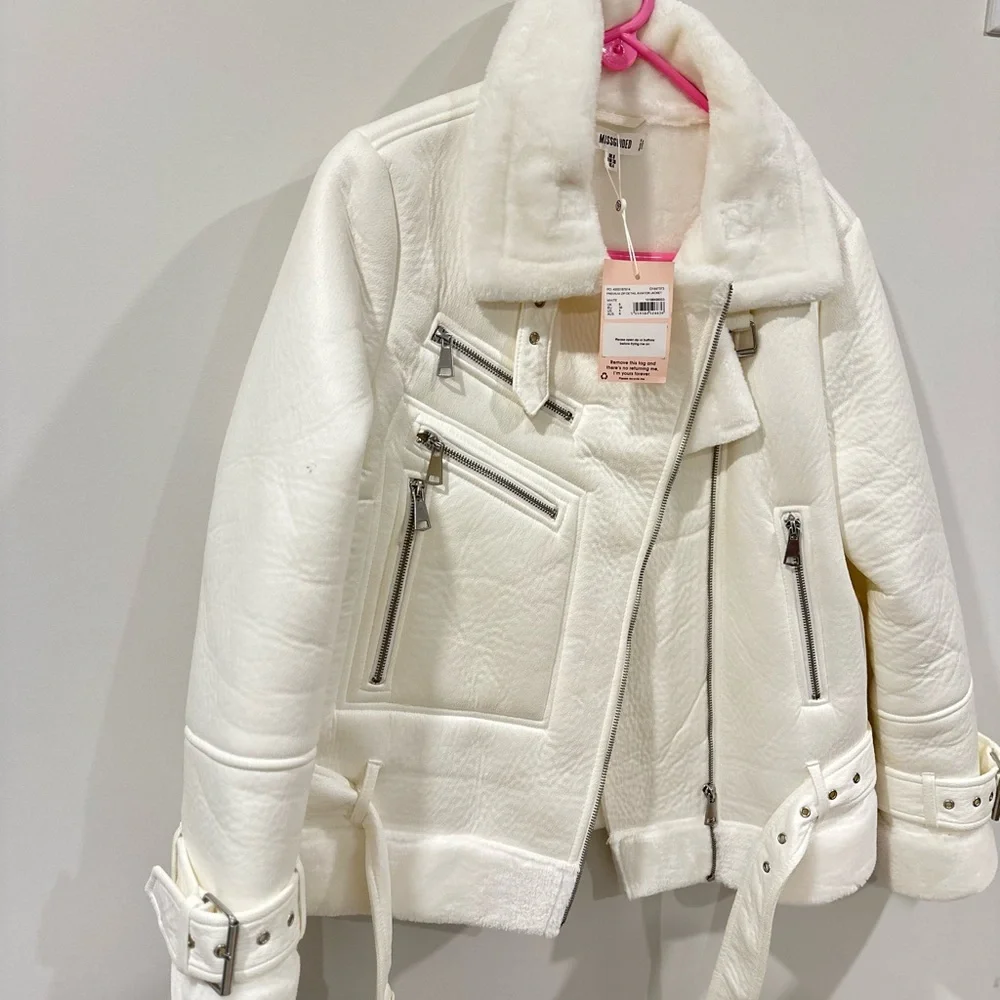 Missguided White Faux Leather Jacket - Picture 2 of 3
